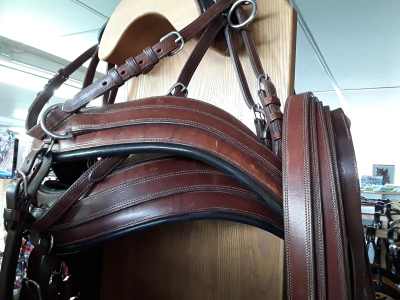 Ledergeschirr *Standard Lux* Zweispänner Ledergeschirr *Standard Lux* Zweispänner