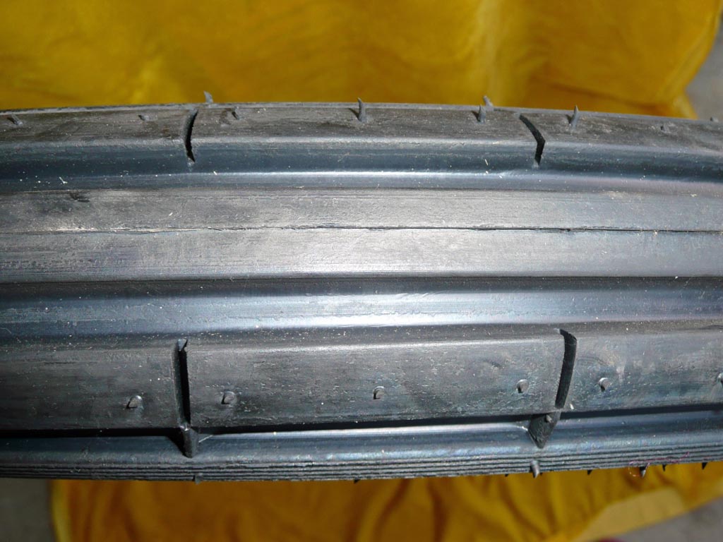 Mantel für Kutschenrad - Längsprofil Mantel für Kutschenrad - Längsprofil